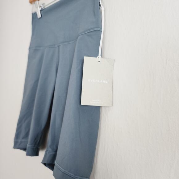 NEW Everlane The Perform High Waisted Athletic Biker Short in Juniper Blue Green - Picture 6 of 9